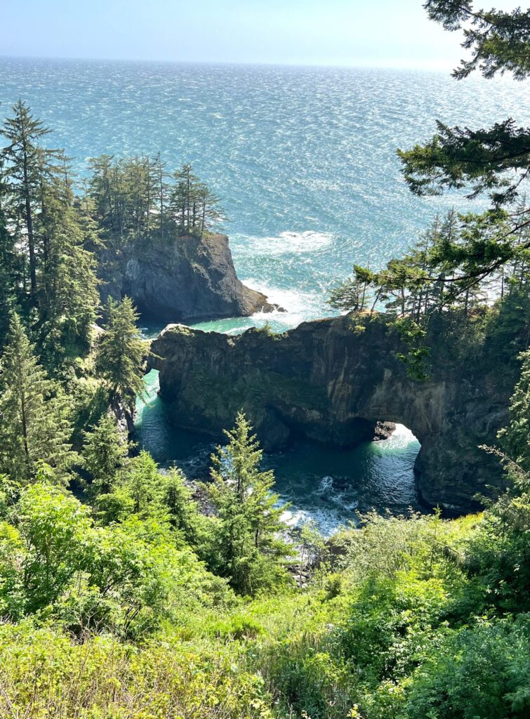 Natural Bridges in Oregon